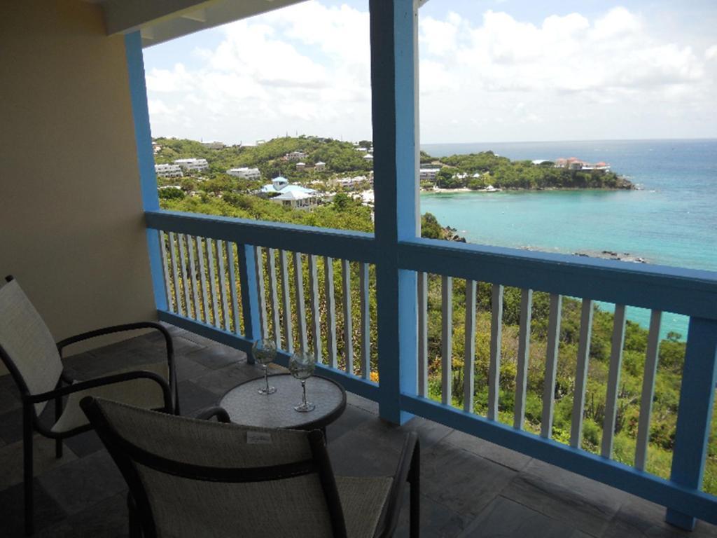 Paradise Cove Ocean Front Villas And Suites Nazareth Room photo